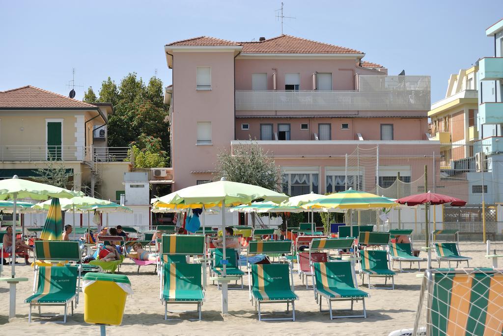 Hotel Vistamare Viserba Rimini Bagian luar foto