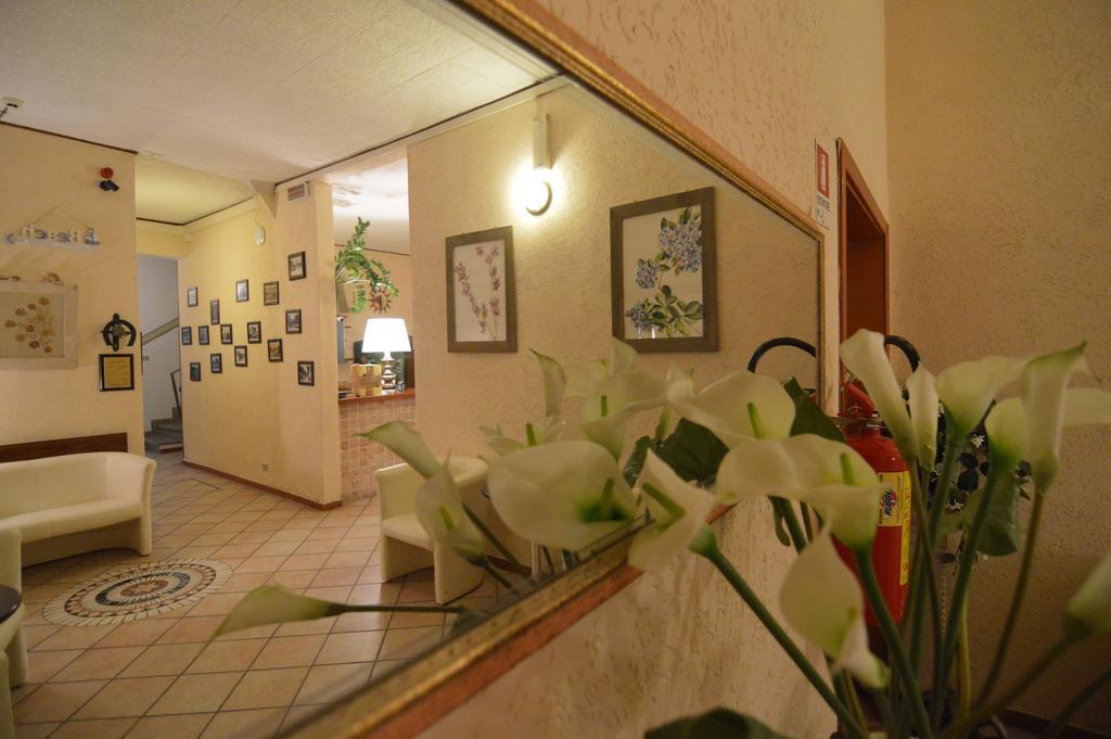 Hotel Vistamare Viserba Rimini Bagian luar foto