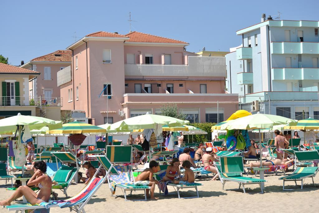 Hotel Vistamare Viserba Rimini Bagian luar foto